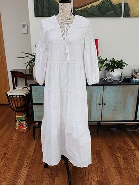 Brooks Brothers NWT Eyelet Lace-Up Maxi Dress with Pockets - NWT